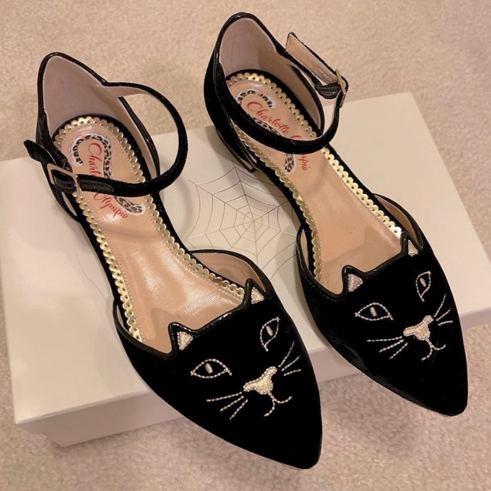 CHARLOTTE OLYMPIA
Kitty D'orsay ballet flats